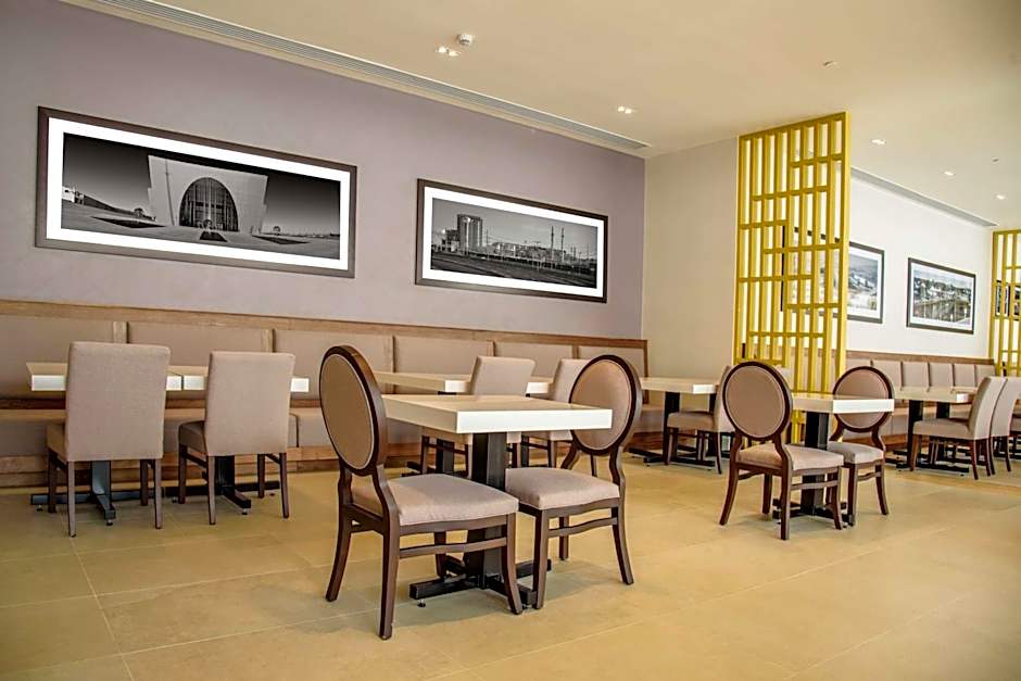 Hampton Inn By Hilton Piedras Negras