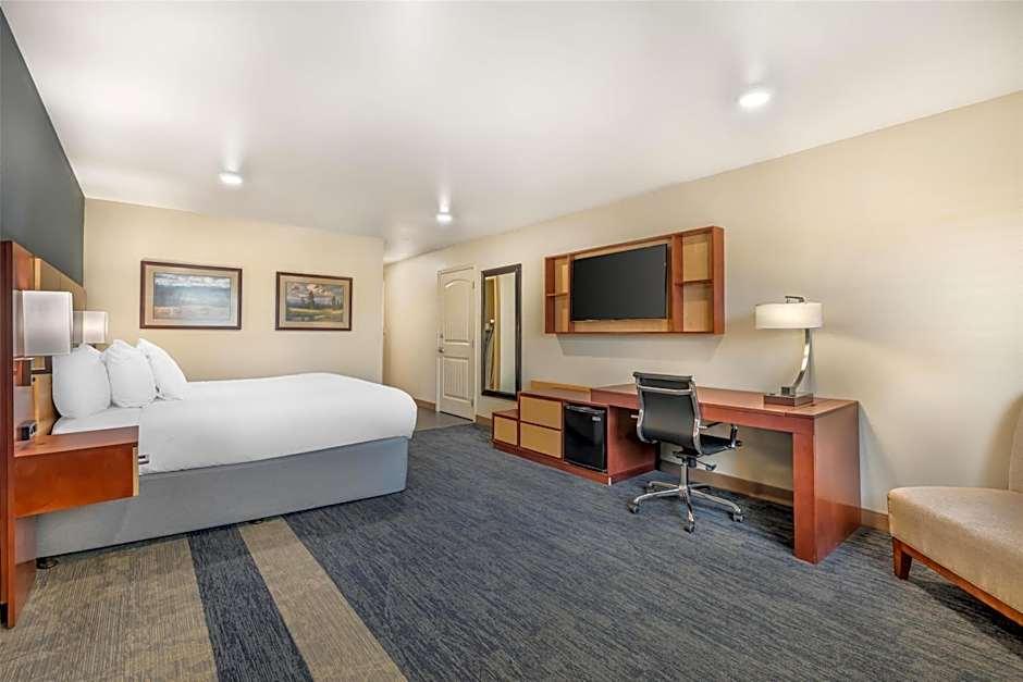Best Western Plus Clocktower Inn