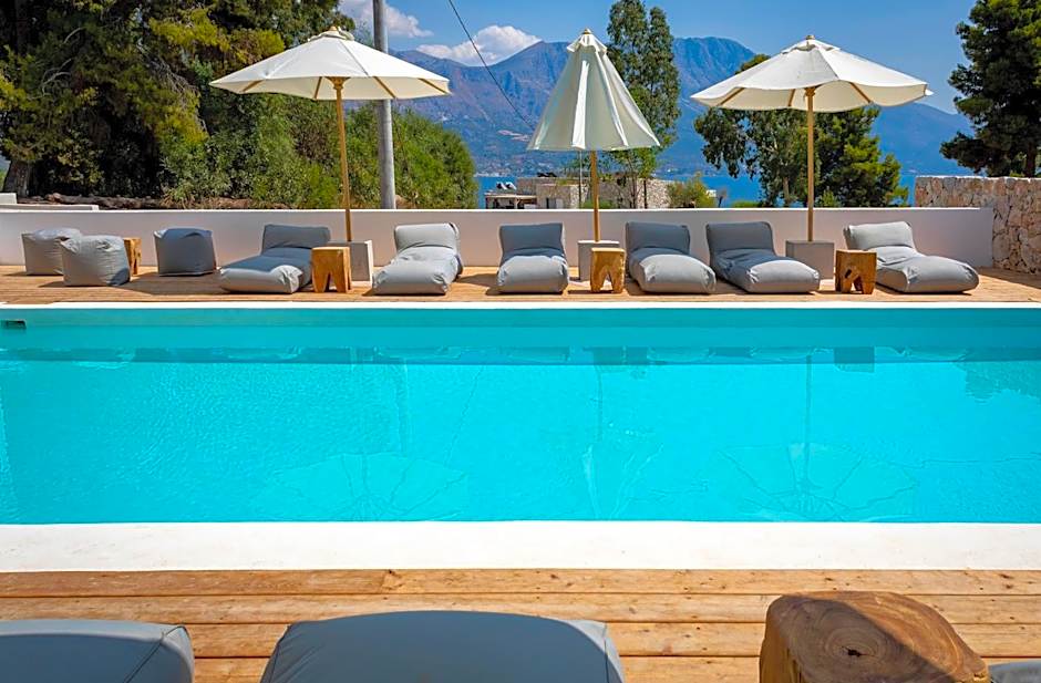 ARION SEASIDE SUITES