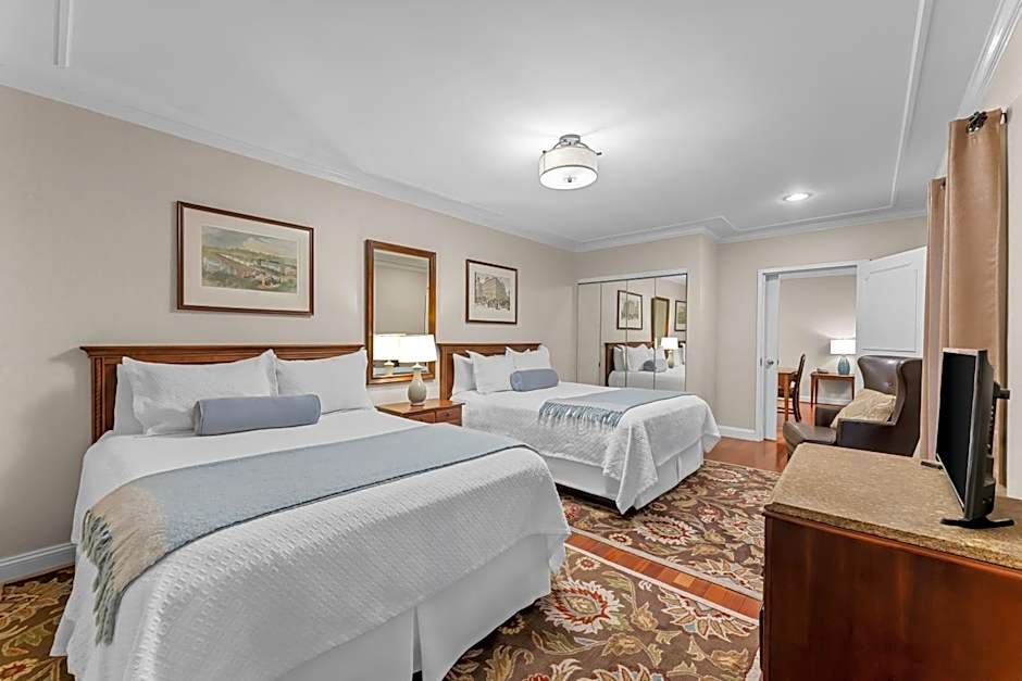 Photo 1 of 4 of Family Suite