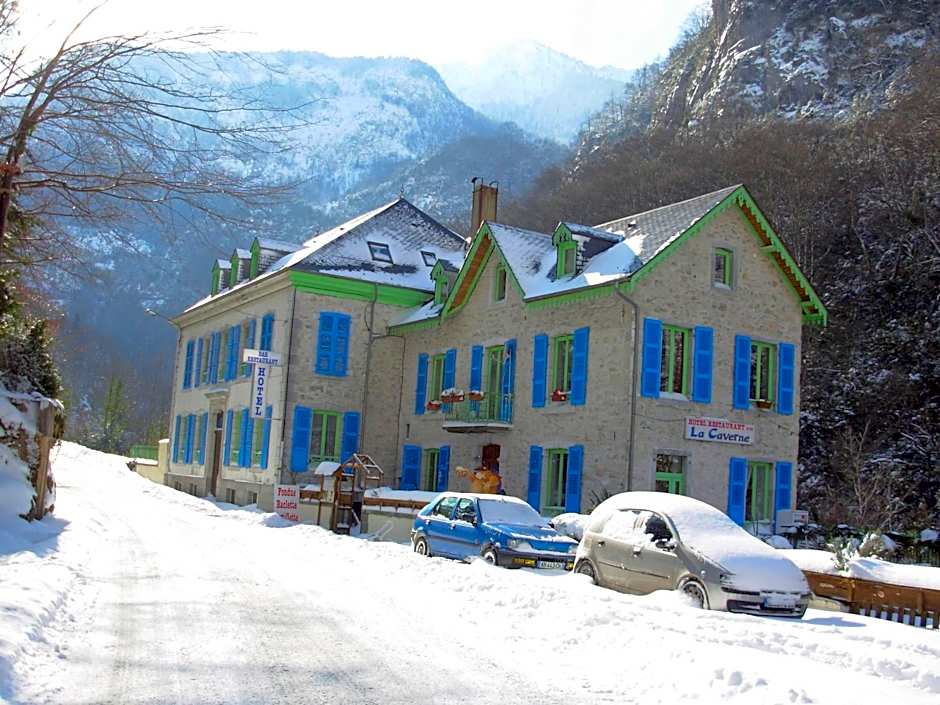Auberge La Caverne