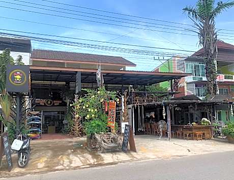 Pirates Terrace