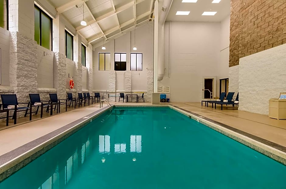 Graystone Lodge, Ascend Hotel Collection