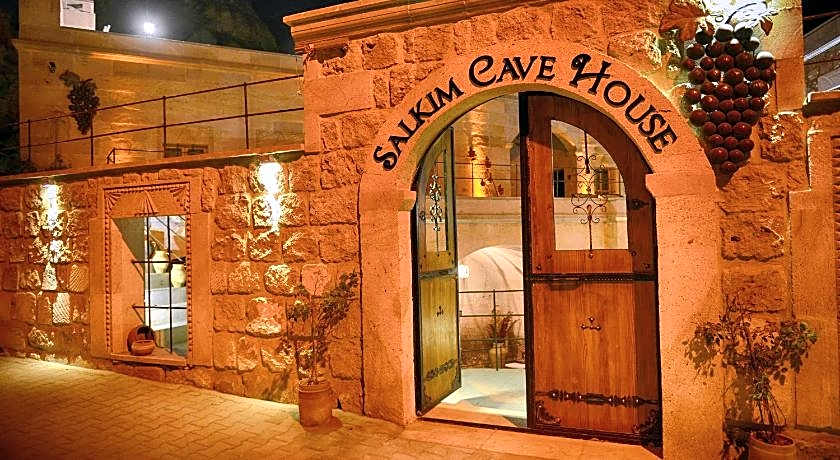 Salkım Cave House