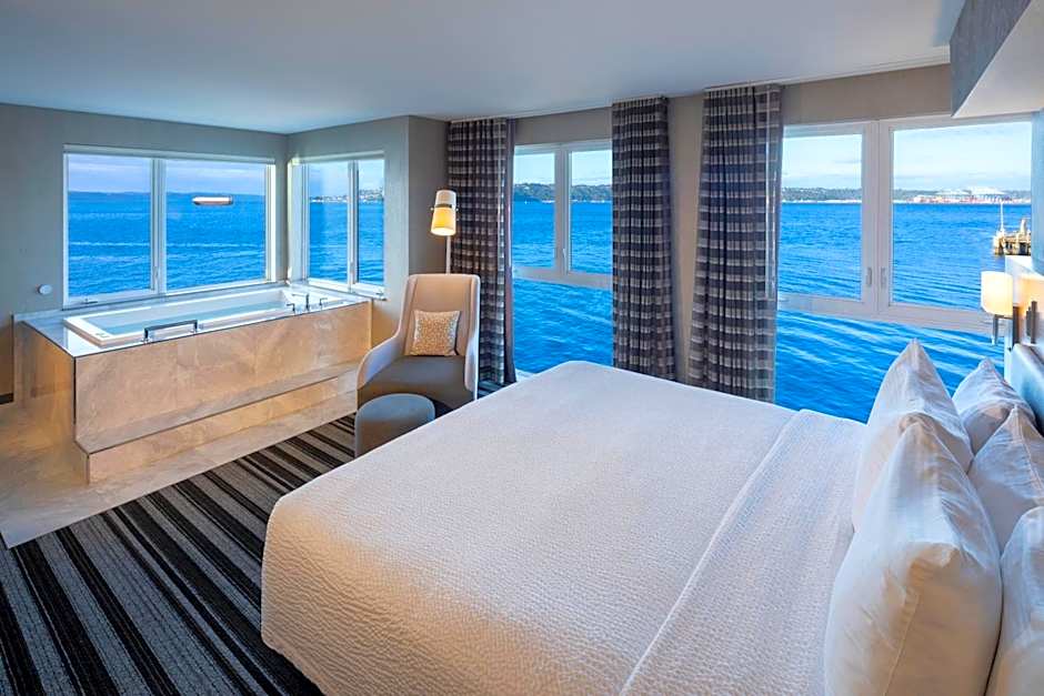 Silver Cloud Inn-Tacoma Waterfront