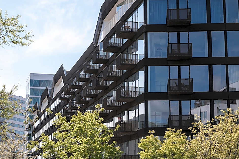 The Pier apartments by Daniel&Jacob's