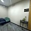 Baowan Hotel (Guangzhou Shangxiajiu Changshou Road Subway Station)