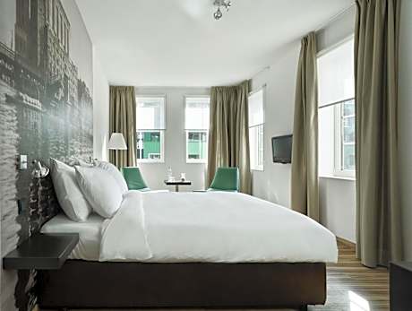 Superior Factory Design Room