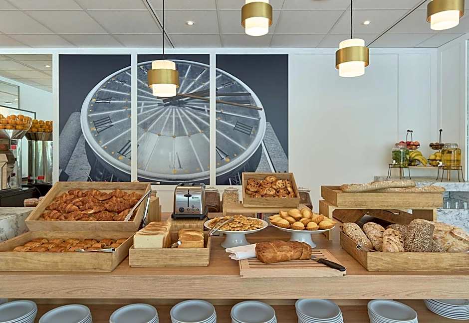 B&B HOTEL Cergy Port 4 étoiles