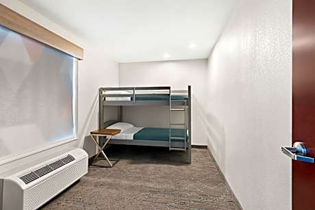 Suite with Two Queen Beds