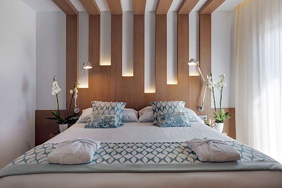 Pure Salt Garonda - Adults Only