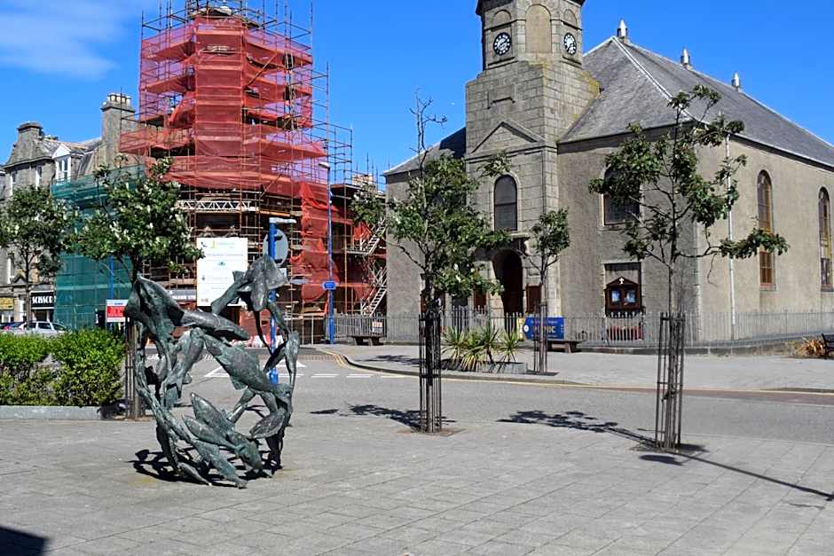 Cheers Cafe Bar & Tavern