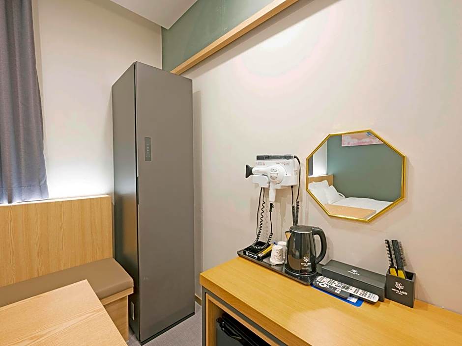 창원 호텔 레오 팔용점