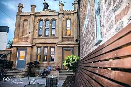 The George Wright Boutique Hotel, Bar & Restaurant