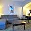 La Quinta Inn & Suites by Wyndham Brookshire