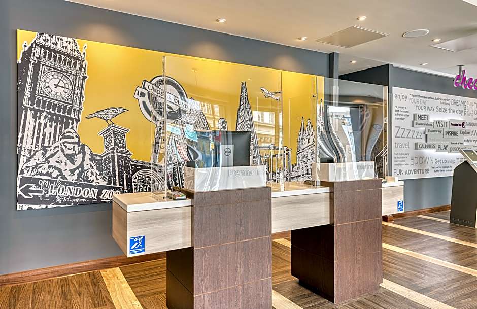 Premier Inn London Hammersmith Shepherds Bush Rd