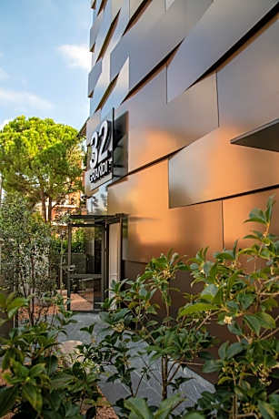 GRANDI 32 Boutique Residence