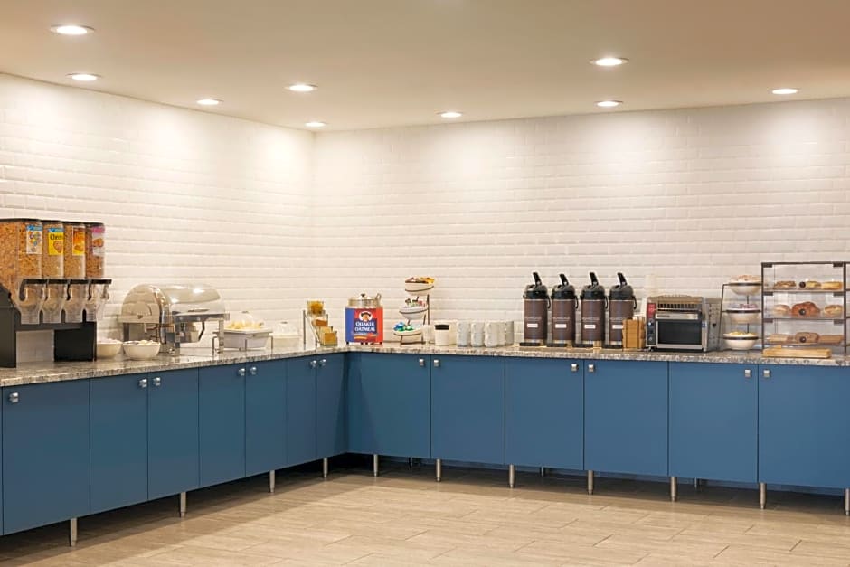 Country Inn & Suites by Radisson, Shoreview-Mounds View, MN