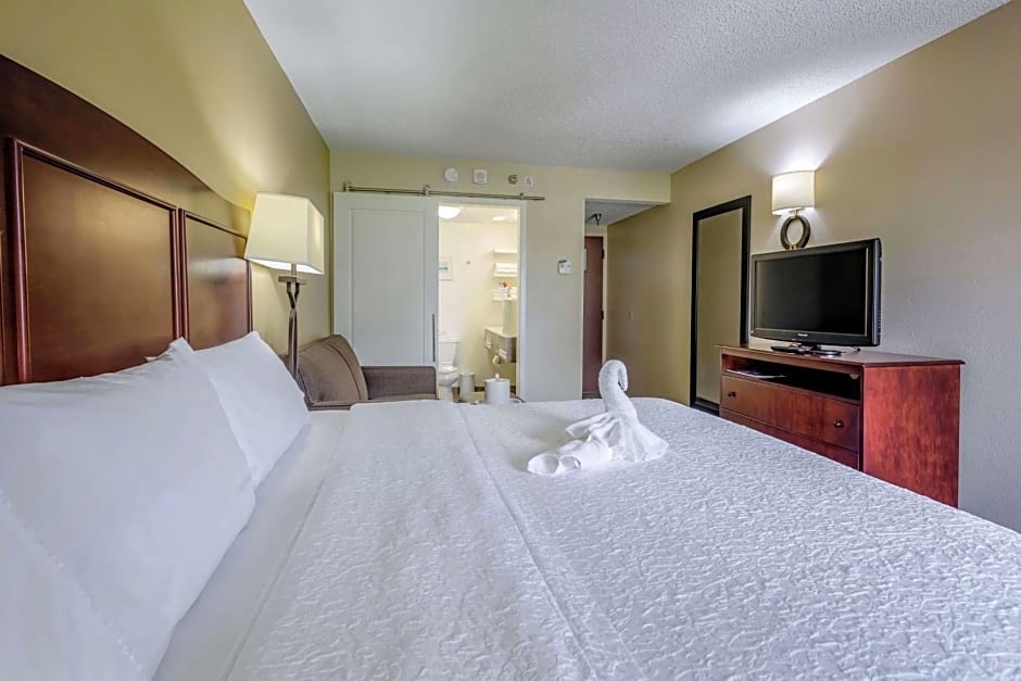 Hampton Inn By Hilton Tampa-International Airport/Westshore
