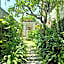 Ngetis Home Stay