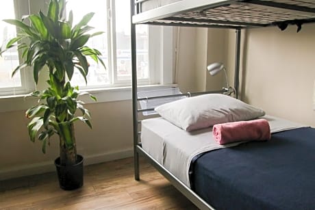 1 Person in 6-Bed Dormitory - Female Only