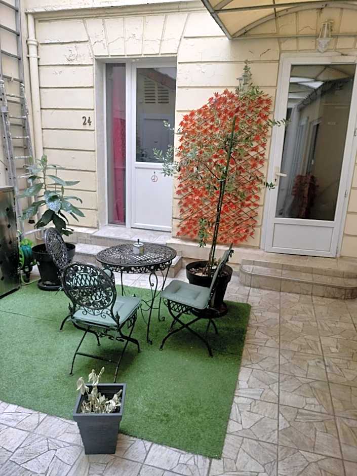 Hotel Montsouris Orleans
