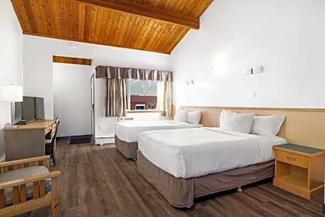 Hotel Room - bedding not guaranteed
