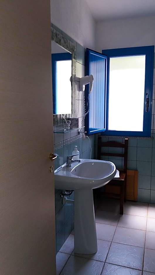 Hotel Baia Cea