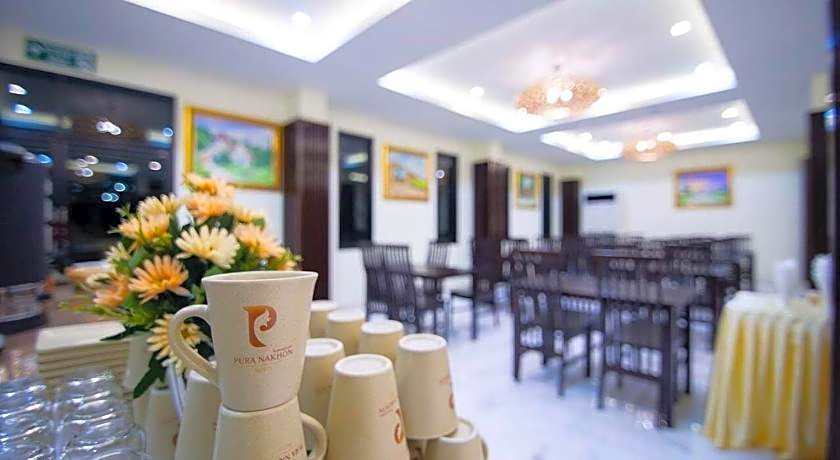 Pura Nakhon Hotel