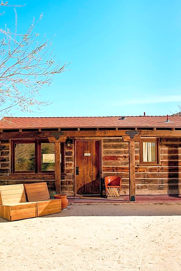 Pioneertown Motel