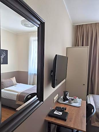 Economy Single Room