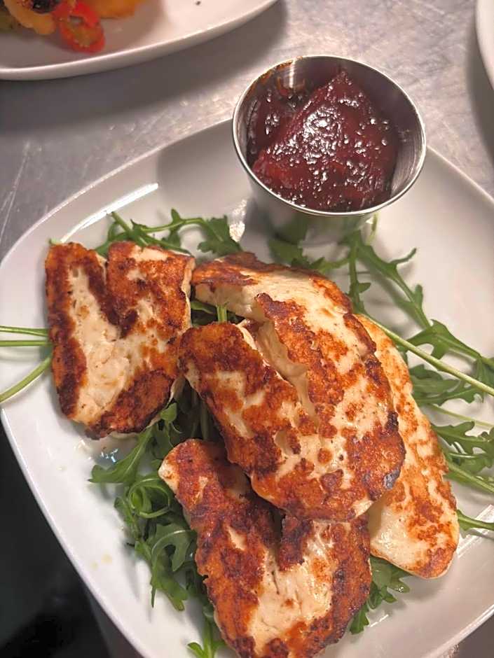 The Hillside Hotel & Restaurant