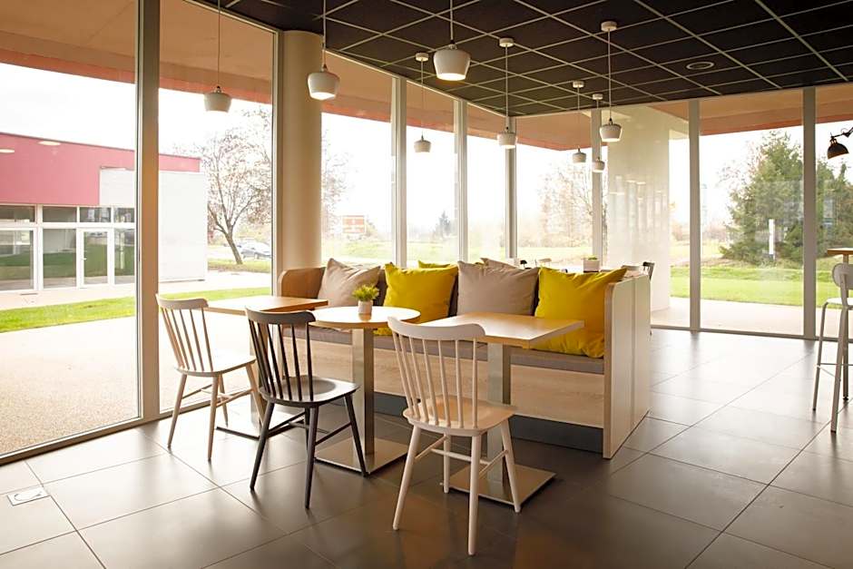 Campanile Findrol - Savoie Leman