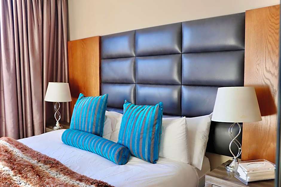 The Residences Crystal Towers