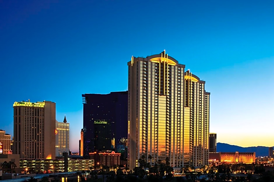 The Signature at MGM Grand - All Suites