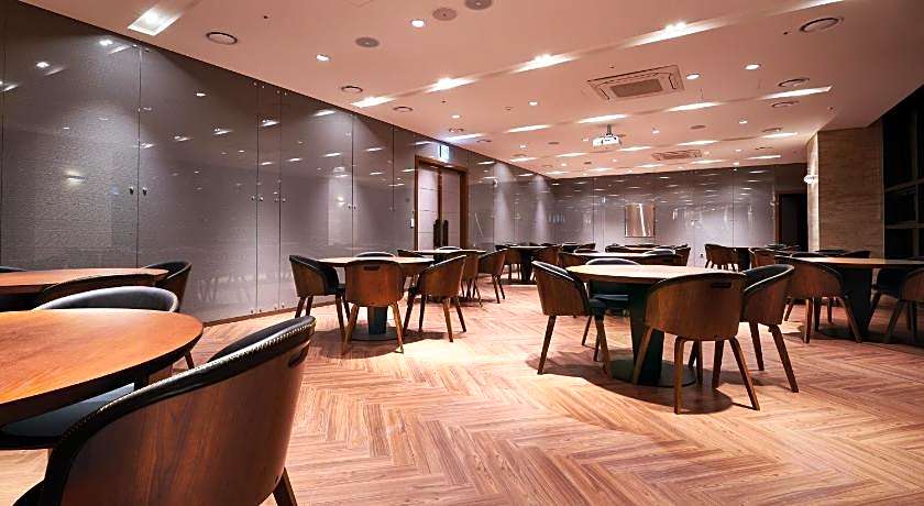 Traum Valley Hotel - formerly jeongseon intoraon hotel