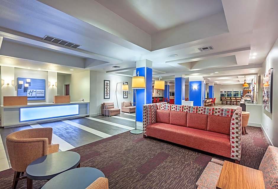 Holiday Inn Express Hotel and Suites Shreveport South Park Plaza By IHG