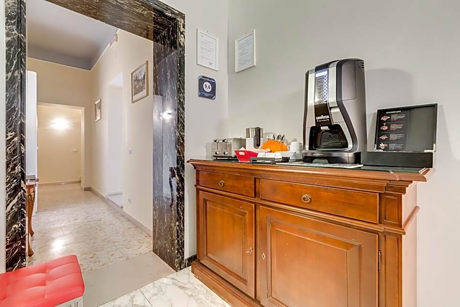 2 Passi Al Colosseo B&B