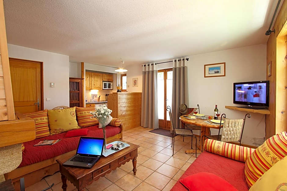 Chez Philippe - Appartements et Chalets - Panoramic Village vue Glaciers