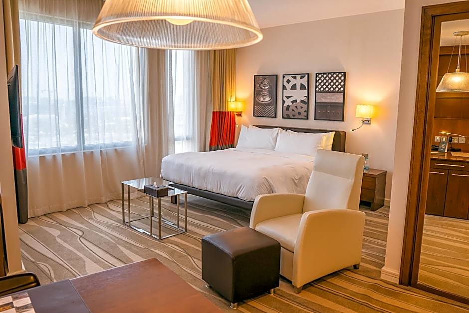 Staybridge Suites Yas Island Abu Dhabi By IHG