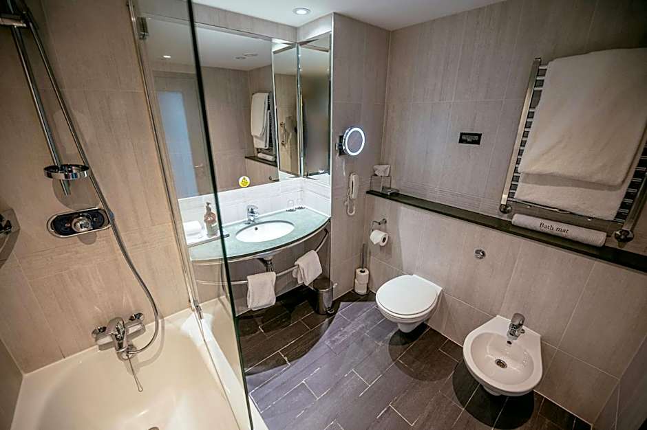 Voco St David's Cardiff By IHG