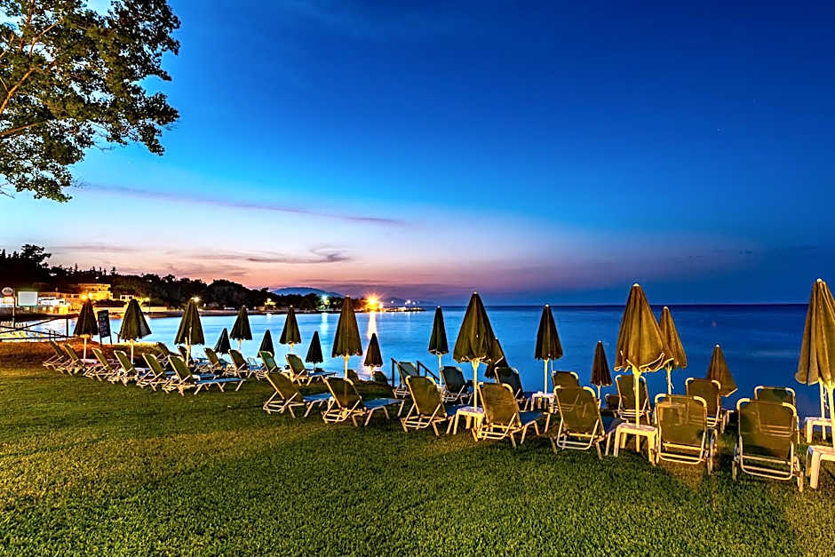 Zarkadis Beach Apartments