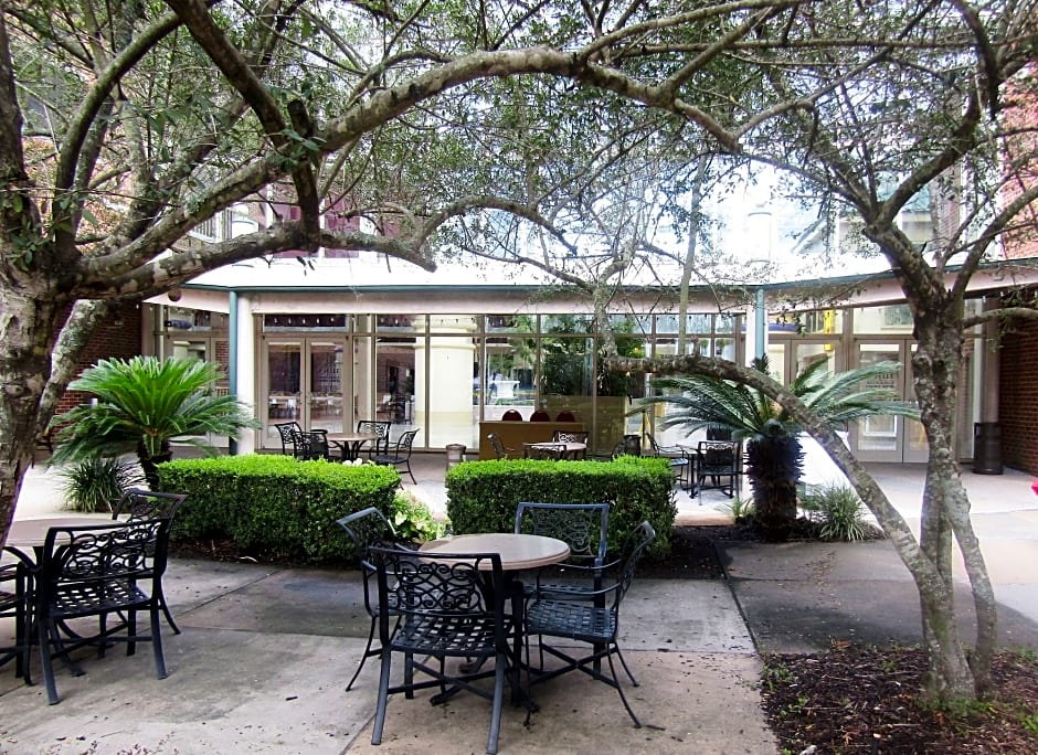 Belle of Baton Rouge Casino Hotel