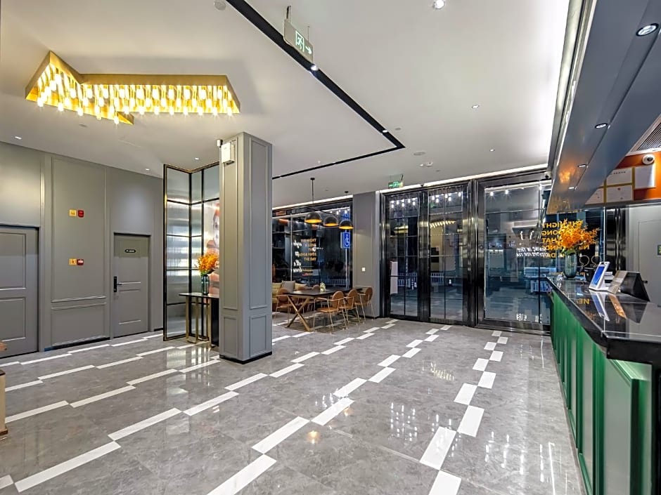 City Comfort Premier Hotel Guigang Sports Center Wanda