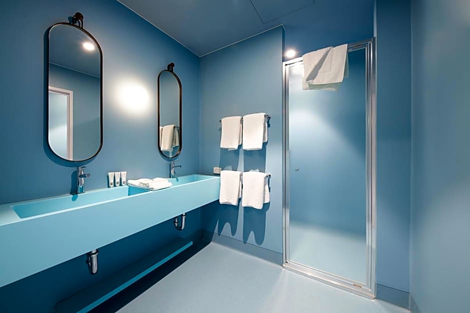 The Lodge, Blacktown - Sydney