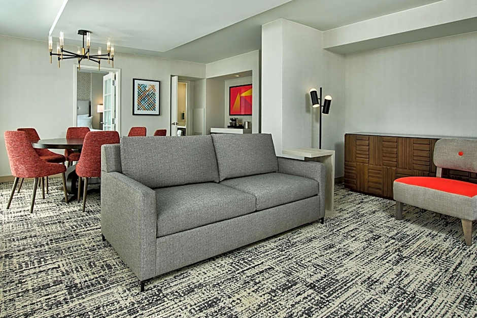 Hilton Kansas City Country Club Plaza