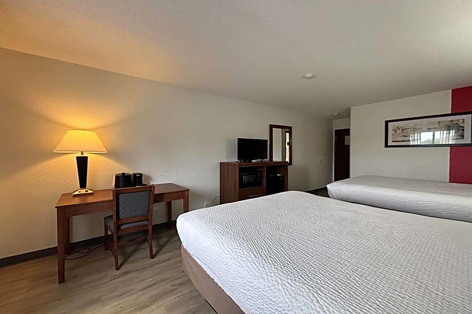 Ramada by Wyndham Effingham