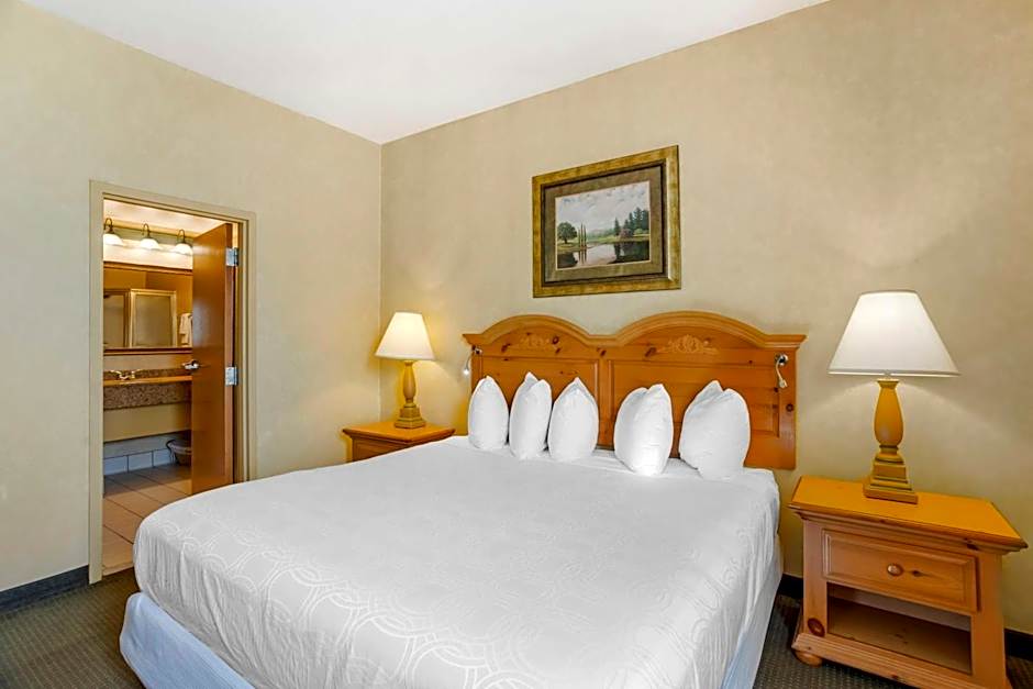 Best Western Plus Revere Inn And Suites