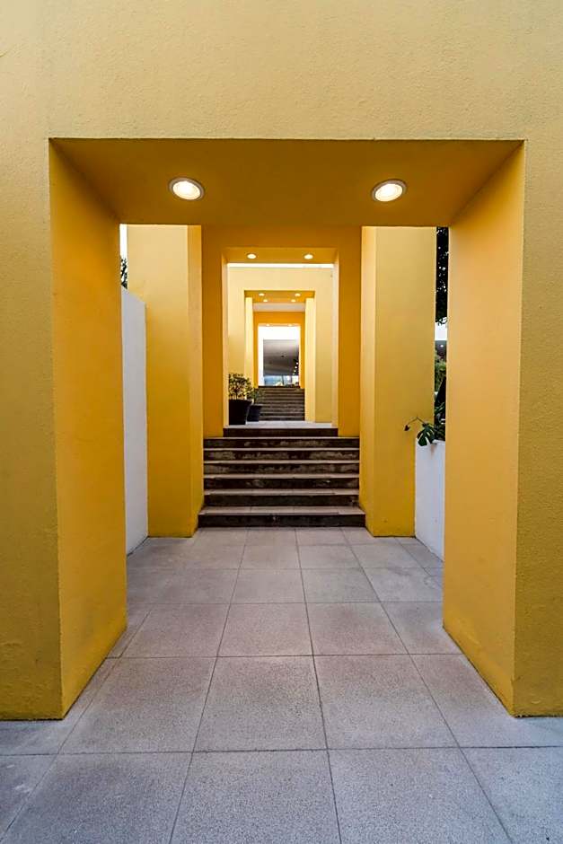 Comfort Inn Monterrey Valle