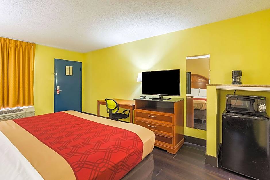 Econo Lodge Picayune